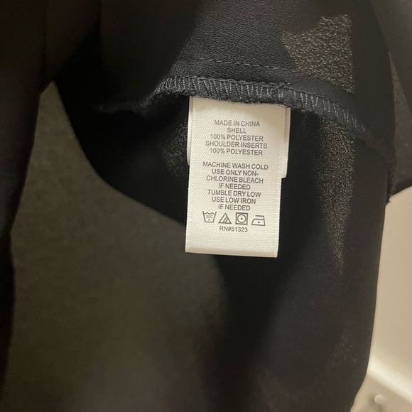1.STATE Half Button PullOver Long Sleeve Blouse! - Picture 7 of 7